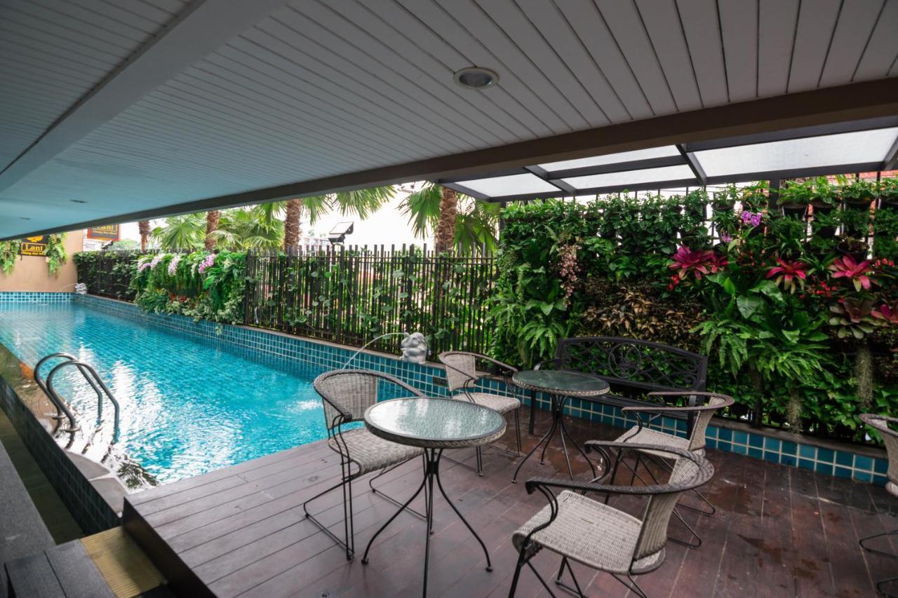 Lani Chiang Mai Hotel Exterior foto